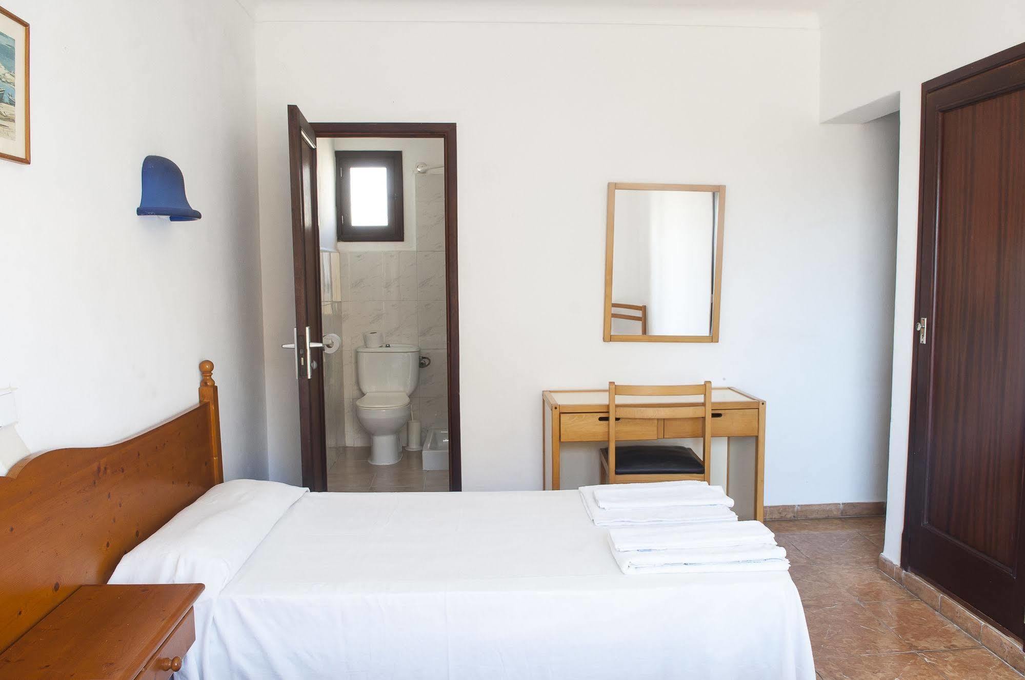 Surfing Concept Hostel Кала-Ратхада Екстер'єр фото